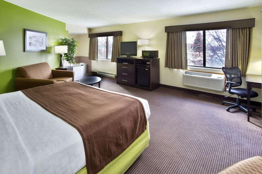 Quality Inn Oshkosh Oda fotoğraf