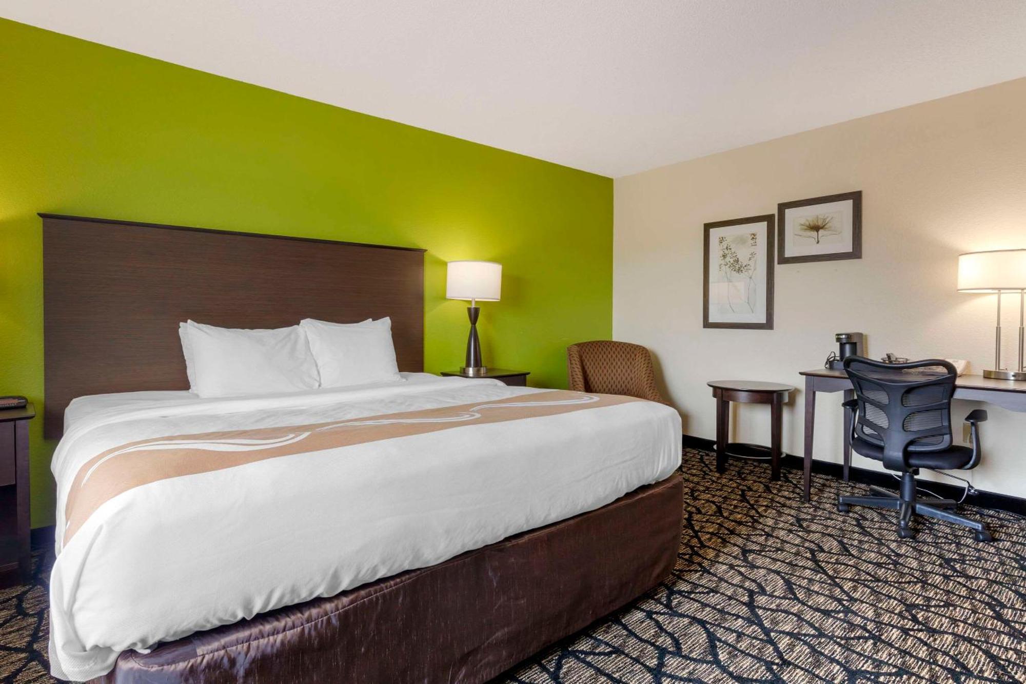Quality Inn Oshkosh Dış mekan fotoğraf