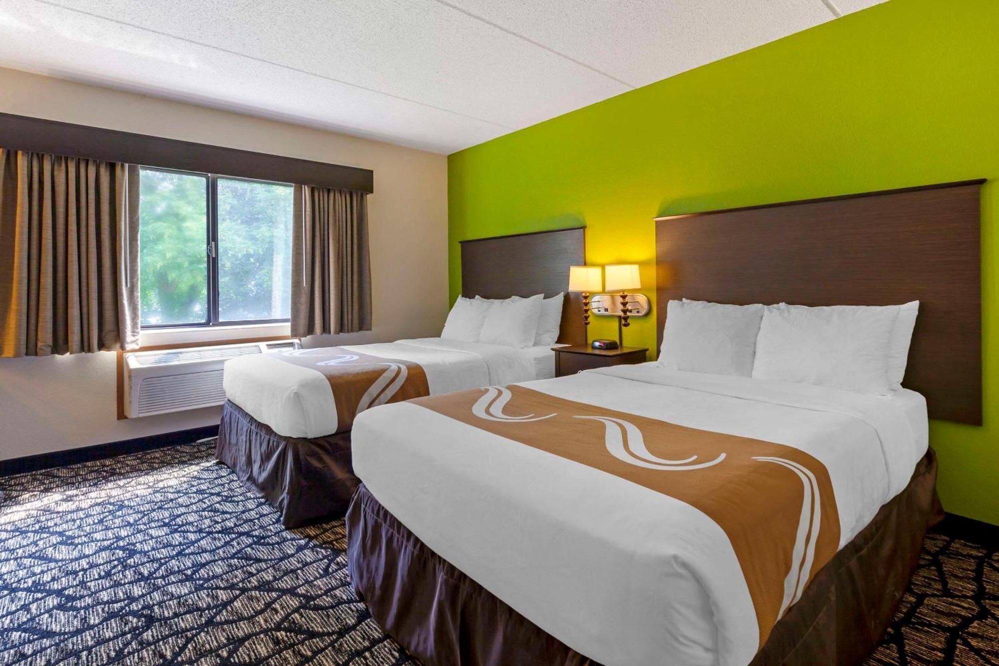 Quality Inn Oshkosh Dış mekan fotoğraf